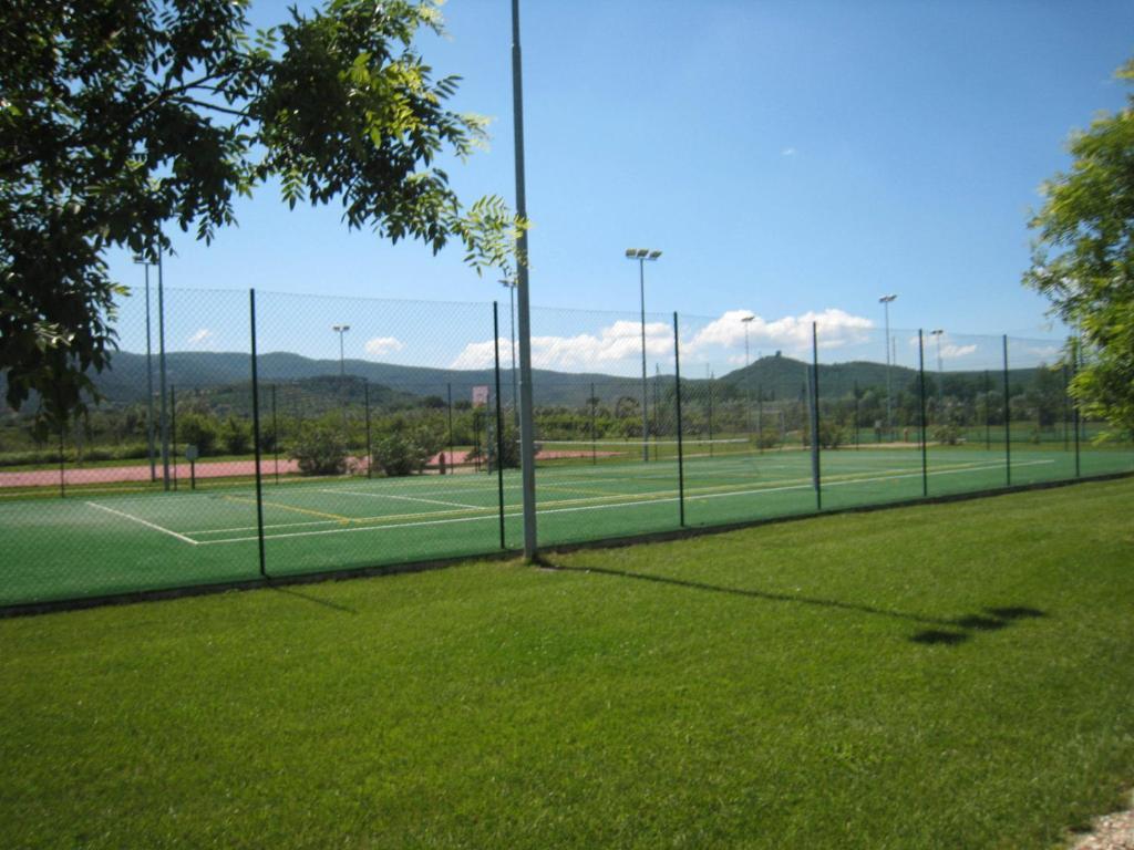 Campastrello Sport Hotel Residence Castagneto Carducci Luaran gambar