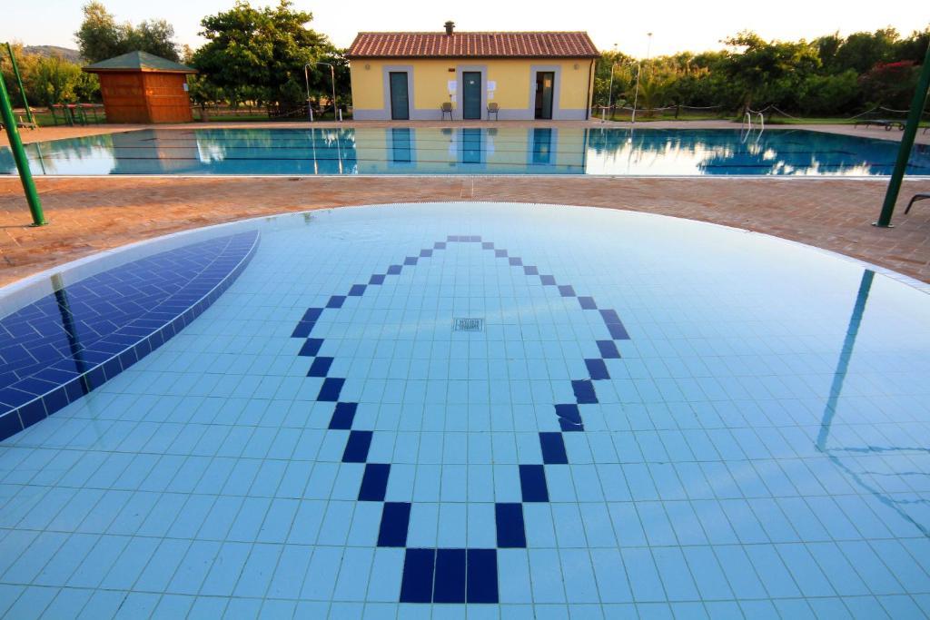 Campastrello Sport Hotel Residence Castagneto Carducci Luaran gambar
